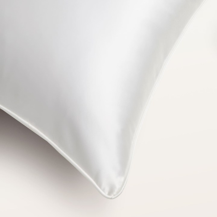 Наволочка 50х70 с кантом из фирменного шёлка