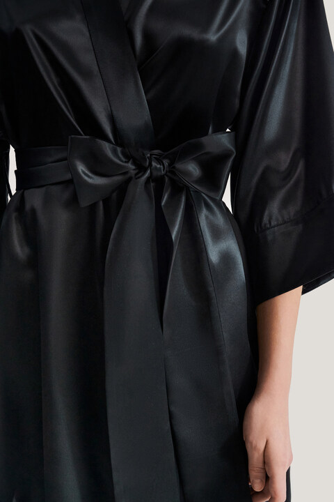 Шёлковый халат-кимоно короткий